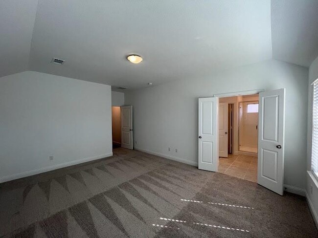 1408 Rendyn St