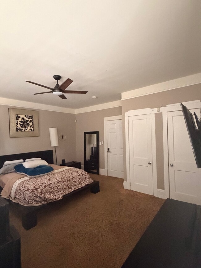 Photo - 742 Peeples St SW