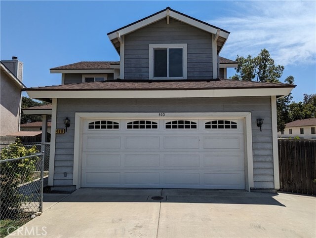 Building Photo - 410 E Arrow Hwy