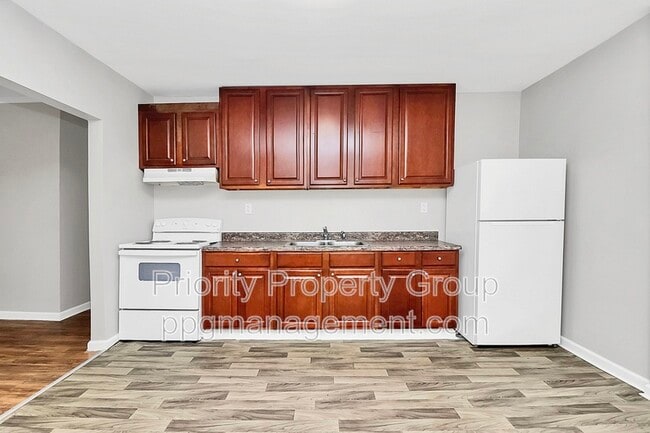 Building Photo - 818 Frederick St