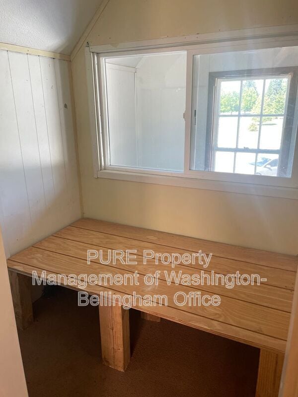 Photo - 5700 Northwest Dr Unit 2