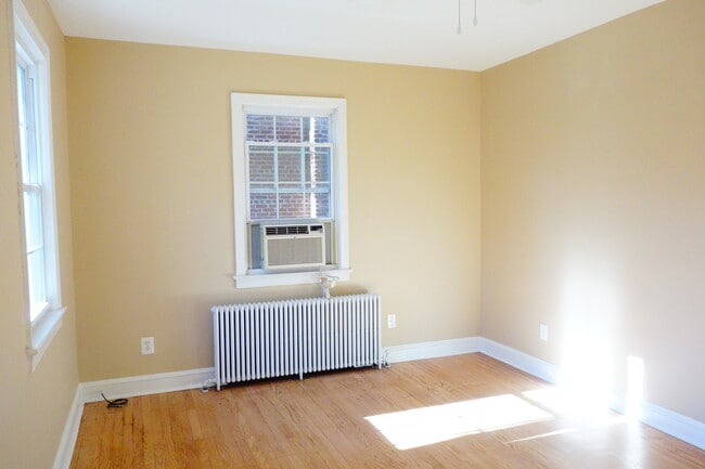 Photo - 8413 Flower Ave Unit 1