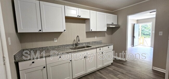 307 N Hall St Unit B