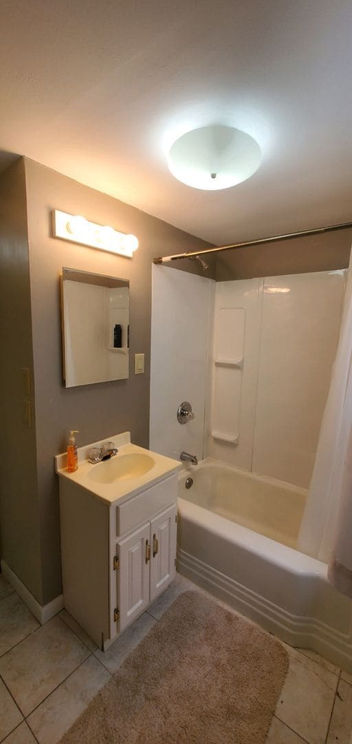 Photo - 263 W 13th St Unidad Upper