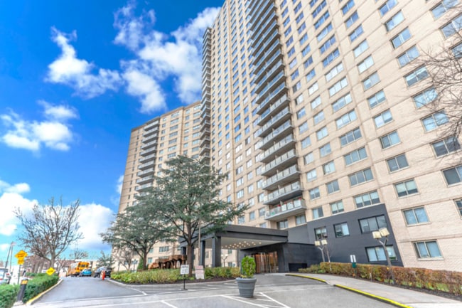 Photo - 2600 Netherland Ave Unit 801