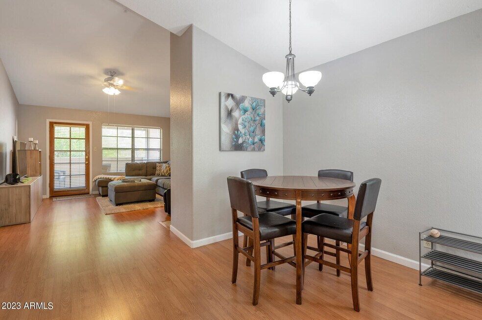 6885 E Cochise Rd Unit 242