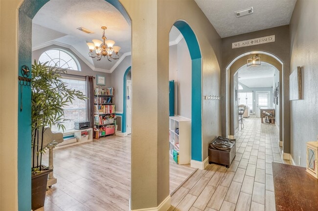 Photo - 506 Taskwood Dr