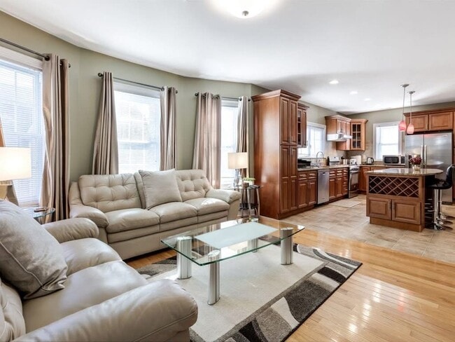 Photo - 24 Fairmount Ave