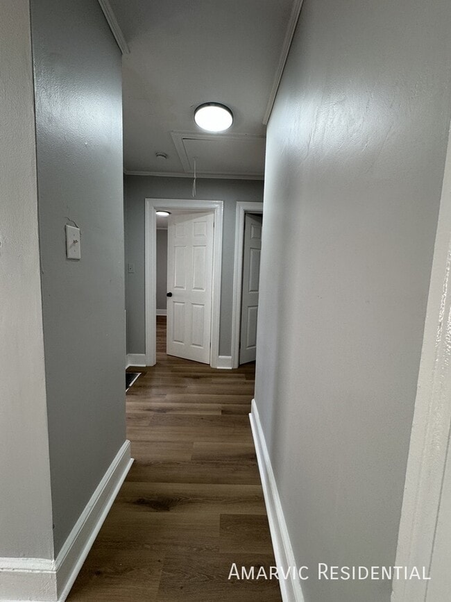 Photo - 709 Jackson Ln