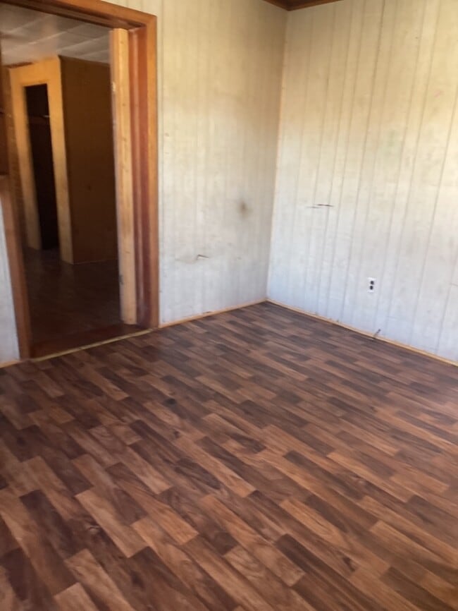 Photo - 107 Price St