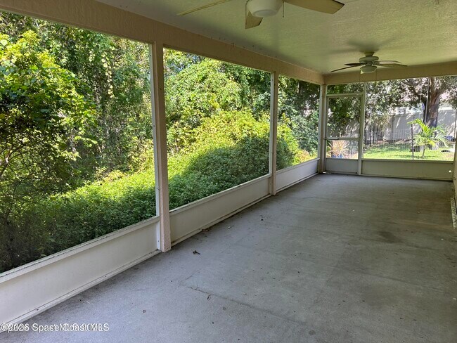 Photo - 2923 Pebble Creek St