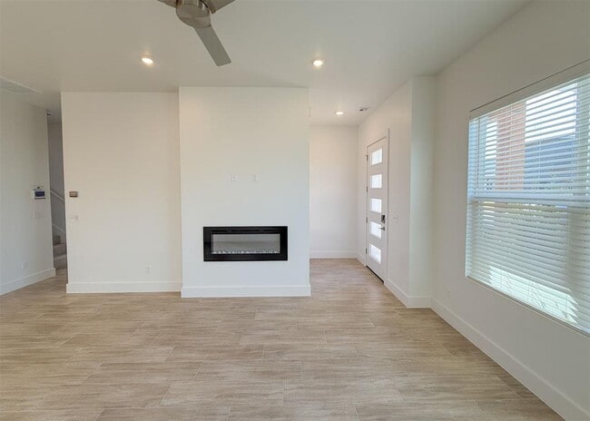 Photo - 13112 Maplewood Ave