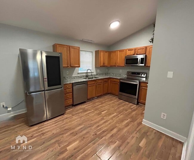 Photo - 366 Lockwood Dr