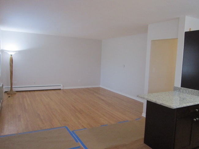 Photo - 523 W Miner St Unit 103