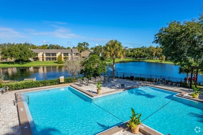 Building Photo - The Park at Lake Como Rental