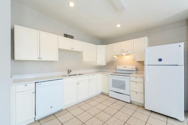 Photo - 7530 E Poinciana Dr