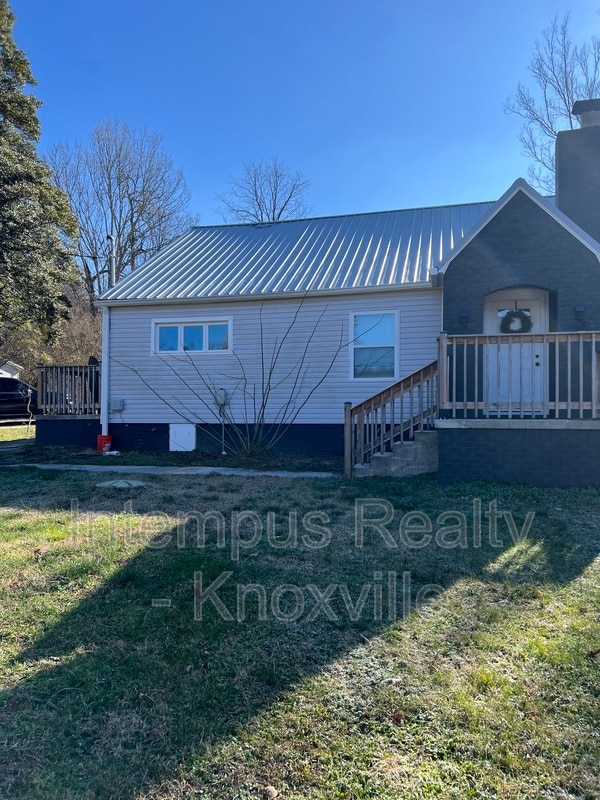 Photo - 1104 E Hendron Chapel Rd