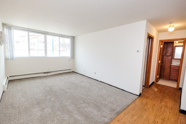 Photo - Lake Street Manor