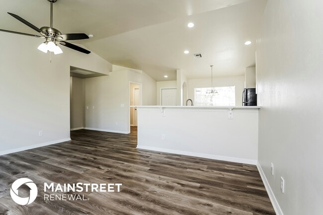 Photo - 3506 27th St SW
