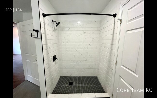 Photo - 202 W 5th St Unit 213