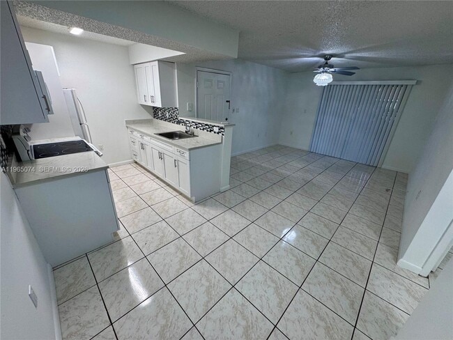 Photo - 15560 SW 104th Terrace Unit 612