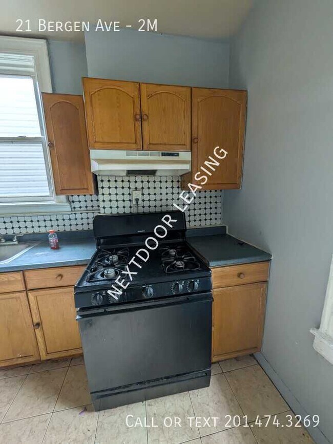 Photo - 21 Bergen Ave Unit 2M