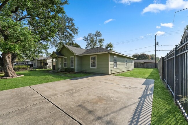 Photo - 11618 Biscayne Way