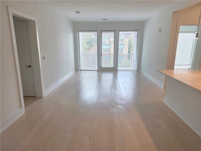 Photo - 775 Juniper St NE Unit 321