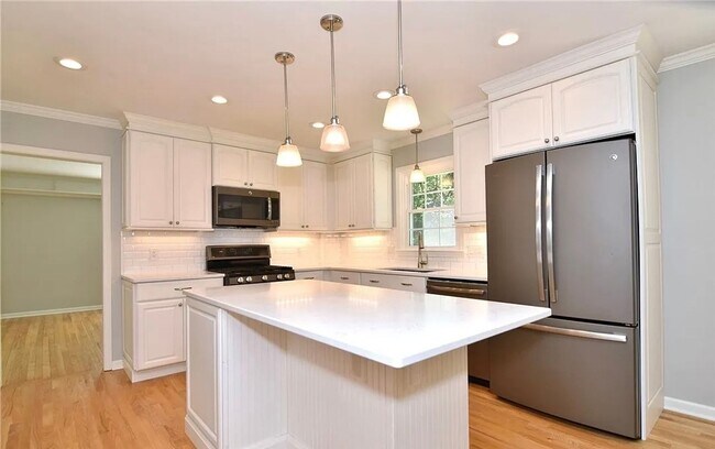 Photo - 118 Clairhaven Dr