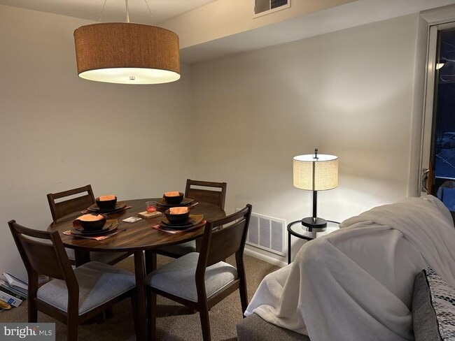 Photo - 7 Rockford Rd Unit E-12