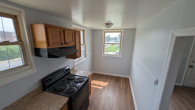 Photo - 3 Bedroom end unit with off-street parking