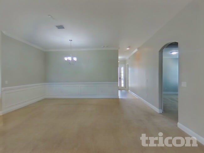 Photo - 10885 Chitwood Dr