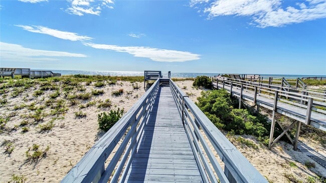 939 Dune Rd