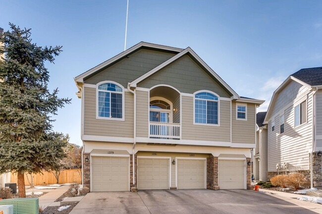 Building Photo - 1279 Carlyle Park Cir Rental