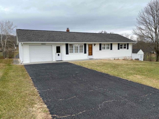 Photo - 5946 Centennial Rd