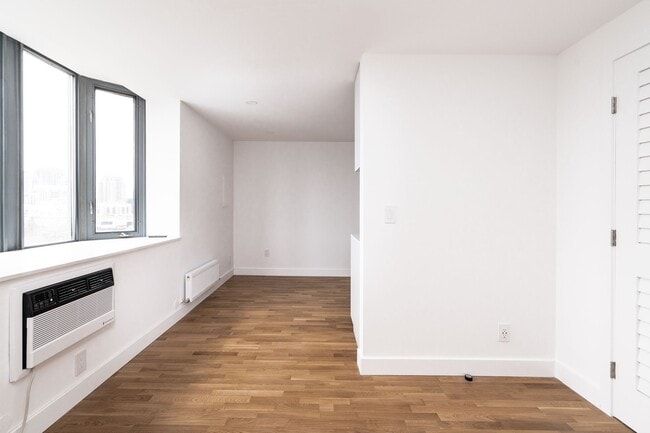 Photo - 800 Richmond St W Unit 1217