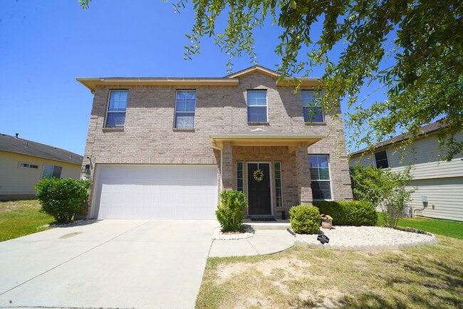 Building Photo - Beautifully Maintained Home in Schertz Now Available. Realtor Commission: $500