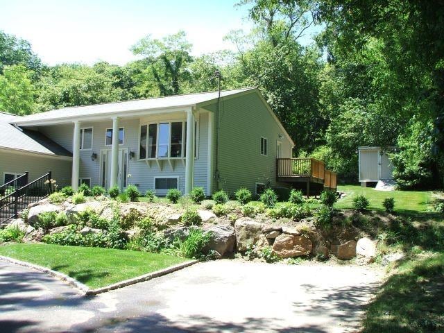Building Photo - 414 Middlebridge Rd