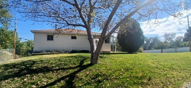 Photo - 111 Glade Park Rd