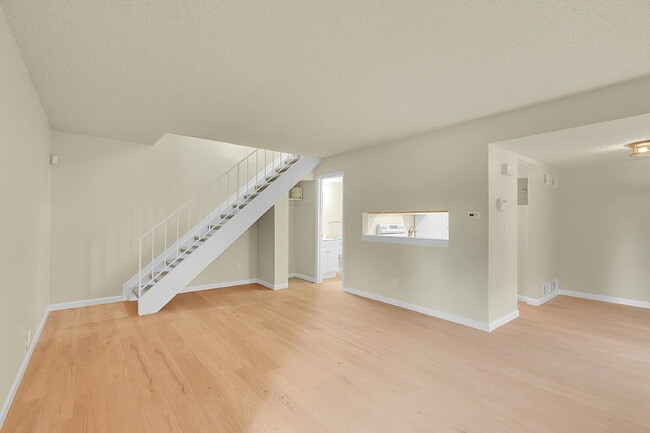 Photo - $1,695.00 - 2 Bedrooms, 1.5 Bathrooms, Sin... Unit #18C