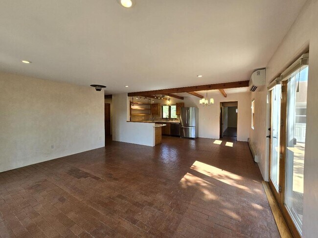 Photo - 133 Valley Dr