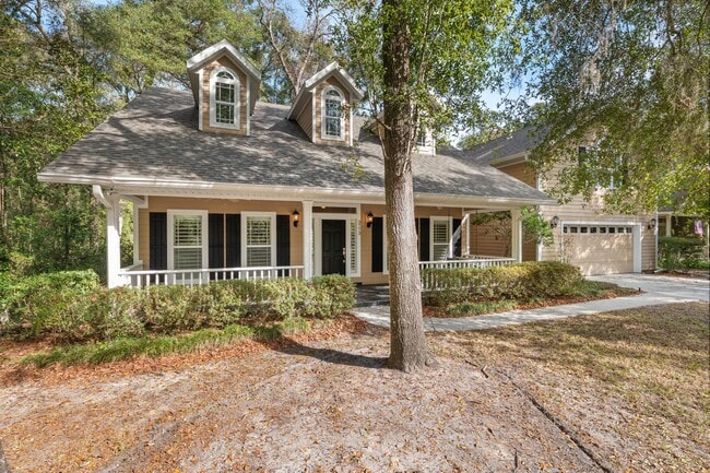 Building Photo - Exceptional 4-Bedroom Home in Madera!