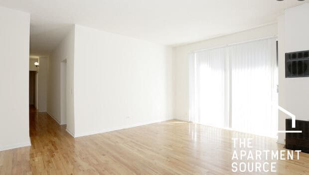 Photo - 4242 N Sheridan Rd Unit 102