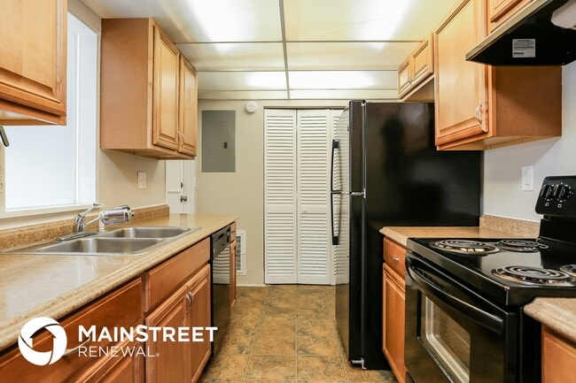 Photo - 7107 NW 66th St
