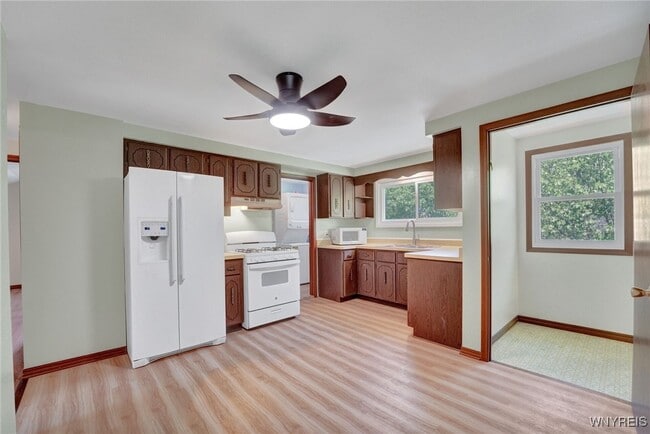 Photo - 1 Emsworth Ave