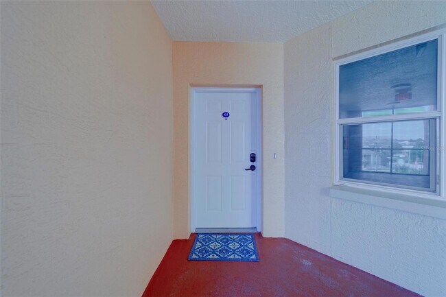 16700 Gulf Blvd Unit 423
