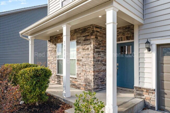 Photo - 19016 Yellow Birch Dr