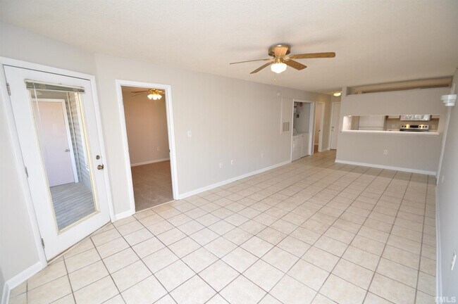 Room in Condo on Crab Orchard Dr