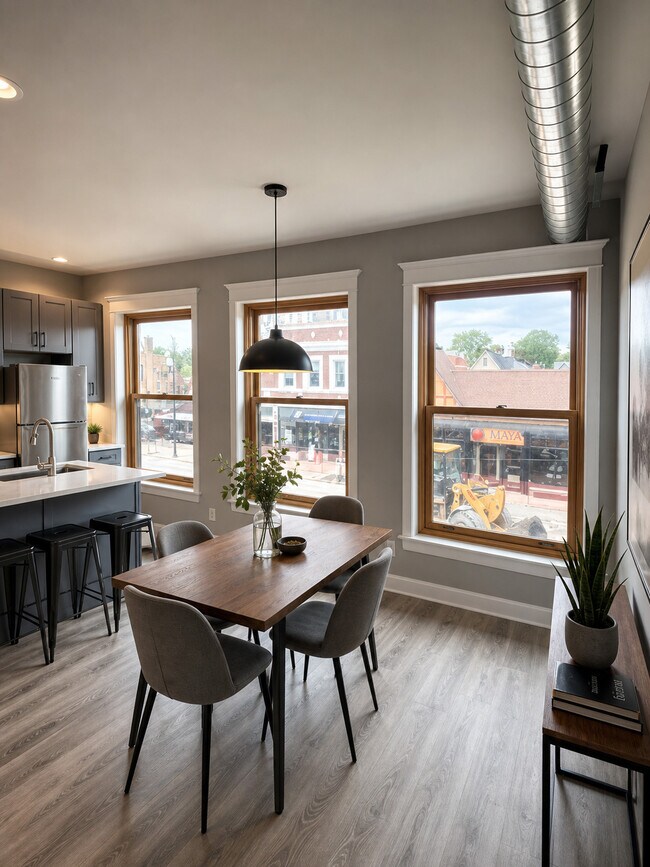 139-143 S Oak Park Ave