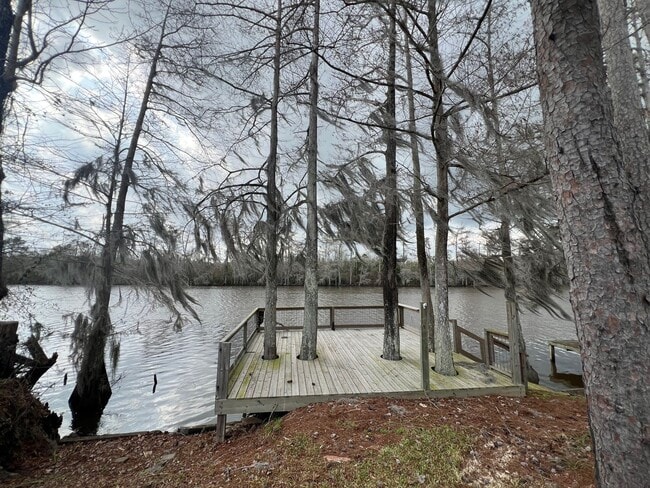 Photo - Waterfront Property! 3 Bed / 2 Bath Moss Bluff Home